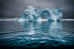 Blauer Eisberg Antarktika (c) Gunther Riehle